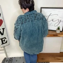 Iris & Rainbow Boutique #L639 Marvelous Leopard Shacket