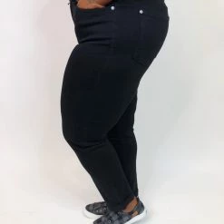 Iris & Rainbow Boutique New Arrivals #K749 Tipping The Scales Boyfriend Judy Blue Jeans