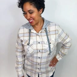 Iris & Rainbow Boutique #K694 Striped Flannel Top (BLUE) 23 Iris & Rainbow Boutique #K694 Striped Flannel Top (BLUE)