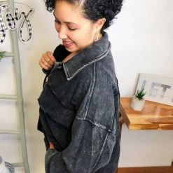 Iris & Rainbow Boutique #L542 Evening Blues Shacket