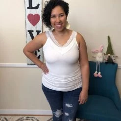 Iris & Rainbow Boutique #H753 Dreaming Of A Lace Tank (Off-White) New Arrivals