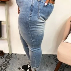 Iris & Rainbow Boutique New Arrivals #K813 Keep It Vintage Judy Blue Boyfriend Jeans