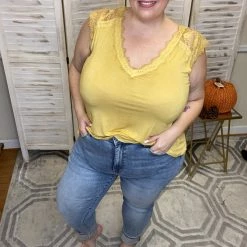 Iris & Rainbow Boutique New Arrivals #K813 Keep It Vintage Judy Blue Boyfriend Jeans