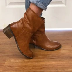 Iris & Rainbow Boutique New Arrivals #H1000 Athena Brown Booties