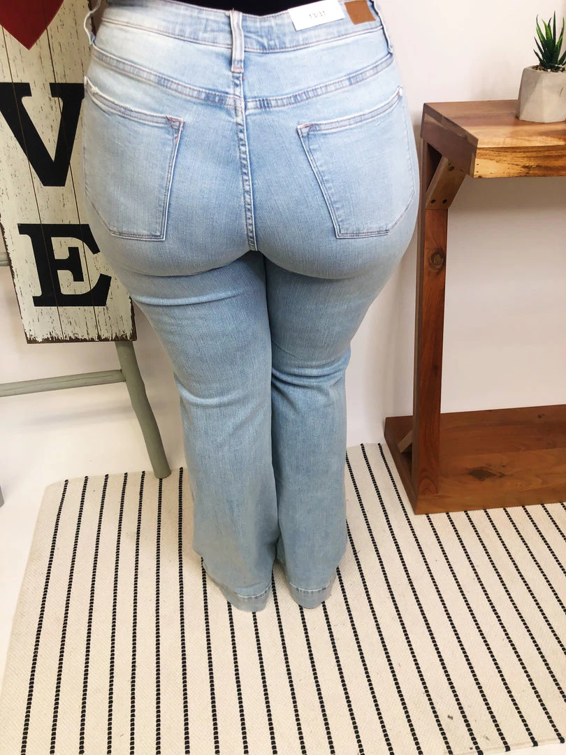 Iris & Rainbow Boutique #M315 Braided On You Flare Judy Blue Jeans 8 Iris & Rainbow Boutique #M315 Braided On You Flare Judy Blue Jeans