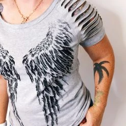 Iris & Rainbow Boutique #K563 City Of Angels Top (Heather Grey)
