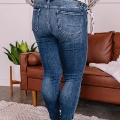 Iris & Rainbow Boutique #L547 I Want It I Got It Judy Blue Jeans