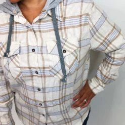 Iris & Rainbow Boutique #K694 Striped Flannel Top (BLUE) 26 Iris & Rainbow Boutique #K694 Striped Flannel Top (BLUE)