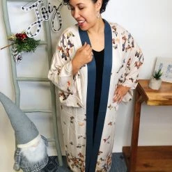 Iris & Rainbow Boutique #L564 Aesthetic Dream Butterfly Kimono