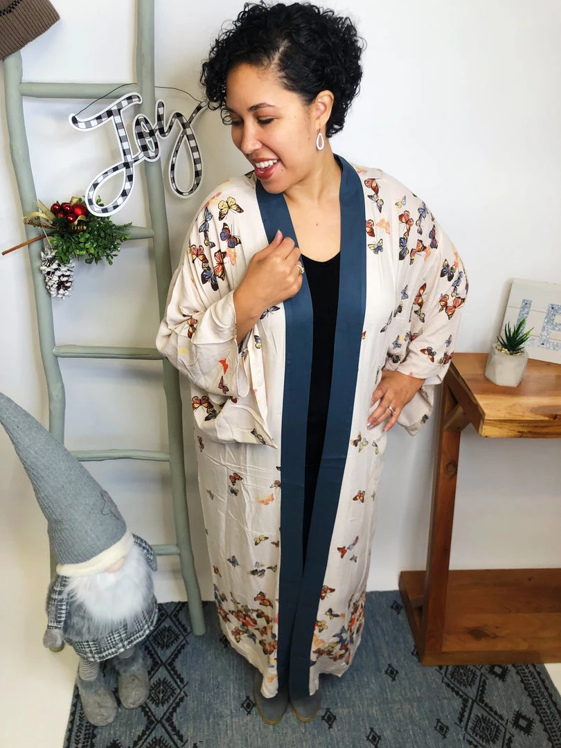 Iris & Rainbow Boutique #L564 Aesthetic Dream Butterfly Kimono 4 Iris & Rainbow Boutique #L564 Aesthetic Dream Butterfly Kimono