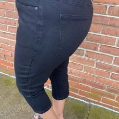 Iris & Rainbow Boutique #J426 Day To Night Black Judy Blue Skinny Capri New Arrivals