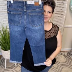 Iris & Rainbow Boutique #K131 Meant To Be Cuffed Judy Blue Skinny Capri New Arrivals