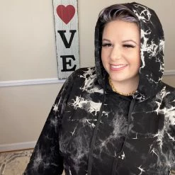 Iris & Rainbow Boutique #H679 Marble Tie Dye Fitter Hoodie