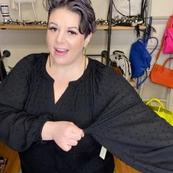 Iris & Rainbow Boutique #H263 Evening Cruise Swiss Dot Top (Black) New Arrivals 11 Iris & Rainbow Boutique #H263 Evening Cruise Swiss Dot Top (Black) New Arrivals