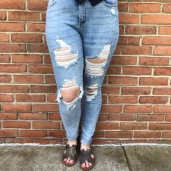 Iris & Rainbow Boutiqu Sales 15 Iris & Rainbow Boutique #A112 Stop And Stare Judy Blue High Waisted Jeans