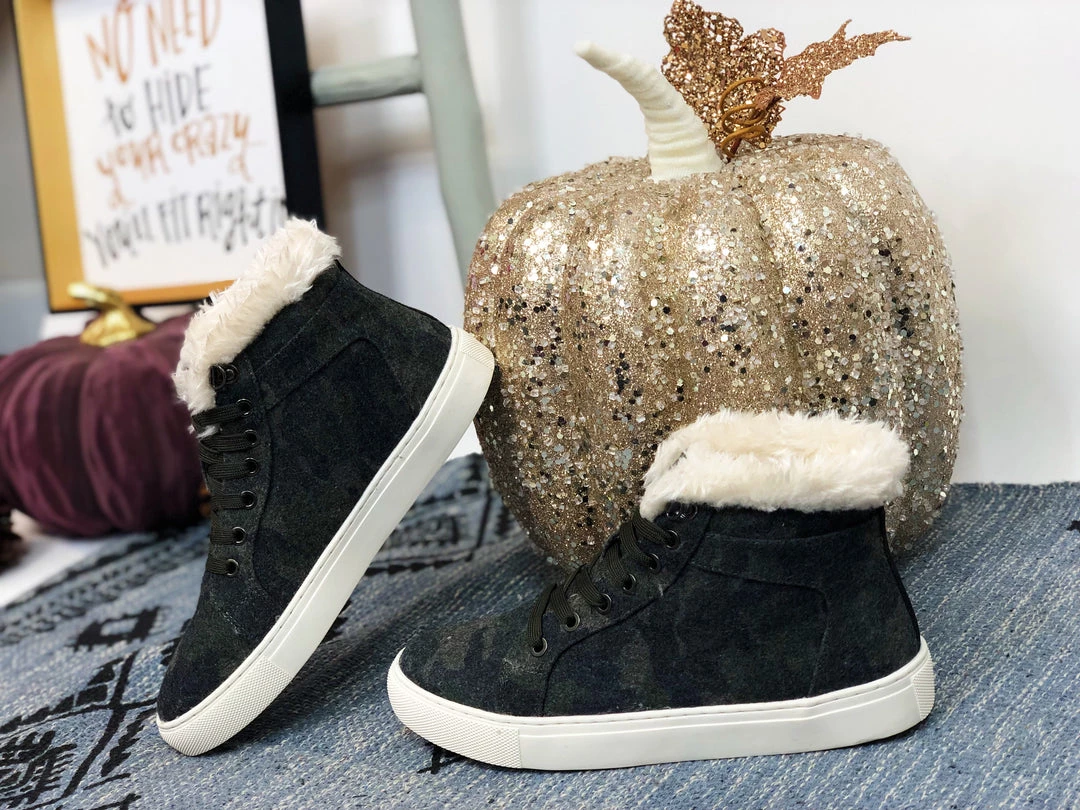 Iris & Rainbow Boutique New Arrivals #K768 Making The Trek In Camo Sneakers 4 Iris & Rainbow Boutique New Arrivals #K768 Making The Trek In Camo Sneakers