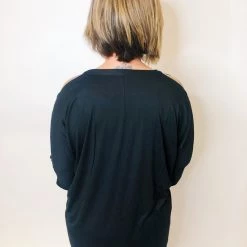 Iris & Rainbow Boutique #K394 Crossing The Dark Lattice Sleeve Top