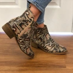 Iris & Rainbow Boutique #H999 Jane’s Snake Booties New Arrivals