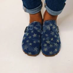 Iris & Rainbow Boutique New Arrivals K549 Livin' The Dream Picnic Shoes (Stars)