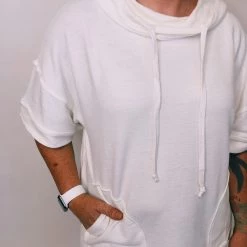 Iris & Rainbow Boutique New Arrivals #K300 The Promise Of Tomorrow Top (CREAM)