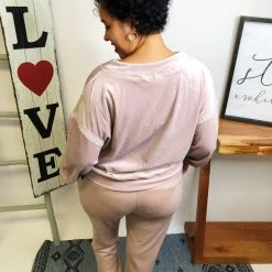 Iris & Rainbow Boutique #L569 Feels Like A Dream Joggers (Blush) New Arrivals