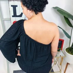 Iris & Rainbow Boutique New Arrivals #M660 Bright Me Up (Black)