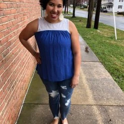 Iris & Rainbow Boutique New Arrivals #J316 All Wrapped With A Bow Top