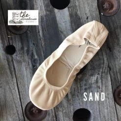 Iris & Rainbow Boutique #C21 Storehouse In Stock Flats New Arrivals