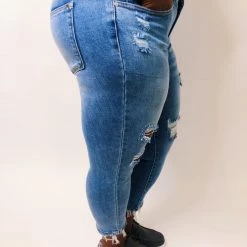 Iris & Rainbow Boutique #k587 Wildest Dreams Judy Blue Destroyed Capri New Arrivals 12 Iris & Rainbow Boutique #k587 Wildest Dreams Judy Blue Destroyed Capri New Arrivals