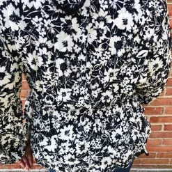 Iris & Rainbow Boutique #K676 Shades Of Black & White Floral Long Sleeve Top New Arrivals