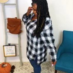 Iris & Rainbow Boutique #K864 Time For Plaid Button Down Top (WHITE/BLACK) New Arrivals