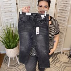 Iris & Rainbow Boutique #K151 Shade And Shadows Judy Blue Skinny Capri