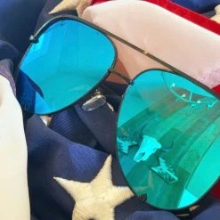 Iris & Rainbow Boutique #781 Sunglasses