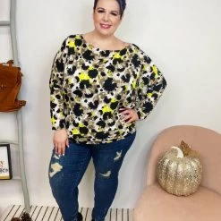 Iris & Rainbow Boutique *DOORDBUSTER* #K970 Light My Night Dolman Top
