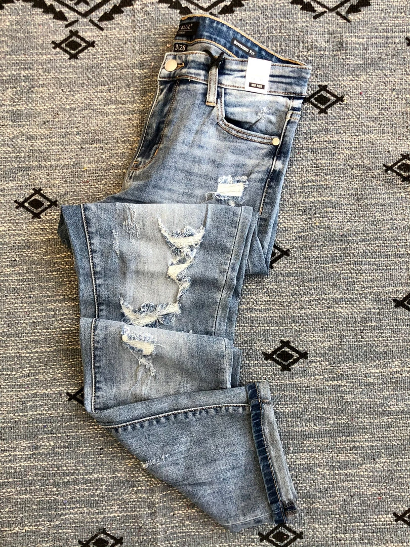 Iris & Rainbow Boutique New Arrivals #J831 Slashin Up My Knees Mid Rise Boyfriend Judy Blue Jeans 7 Iris & Rainbow Boutique New Arrivals #J831 Slashin Up My Knees Mid Rise Boyfriend Judy Blue Jeans