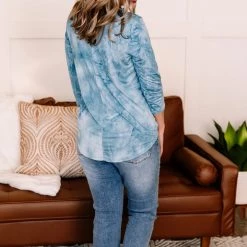 Iris & Rainbow Boutique #K981 Glittering Morning Sky Feelings 3/4 Sleeves Top New Arrivals 18 Iris & Rainbow Boutique #K981 Glittering Morning Sky Feelings 3/4 Sleeves Top New Arrivals