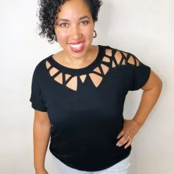 Iris & Rainbow Boutique #K519 Through Glass And Stones Top