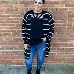 Iris & Rainbow Boutique #D137 Bonds Of Fall Top