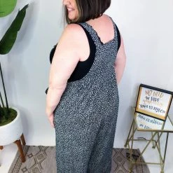 Iris & Rainbow Boutique #M598 Wild Print Jumpsuit New Arrivals