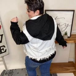 Iris & Rainbow Boutique #L545 Live In The Moment Denim Jacket (Black) New Arrivals 17 Iris & Rainbow Boutique #L545 Live In The Moment Denim Jacket (Black) New Arrivals