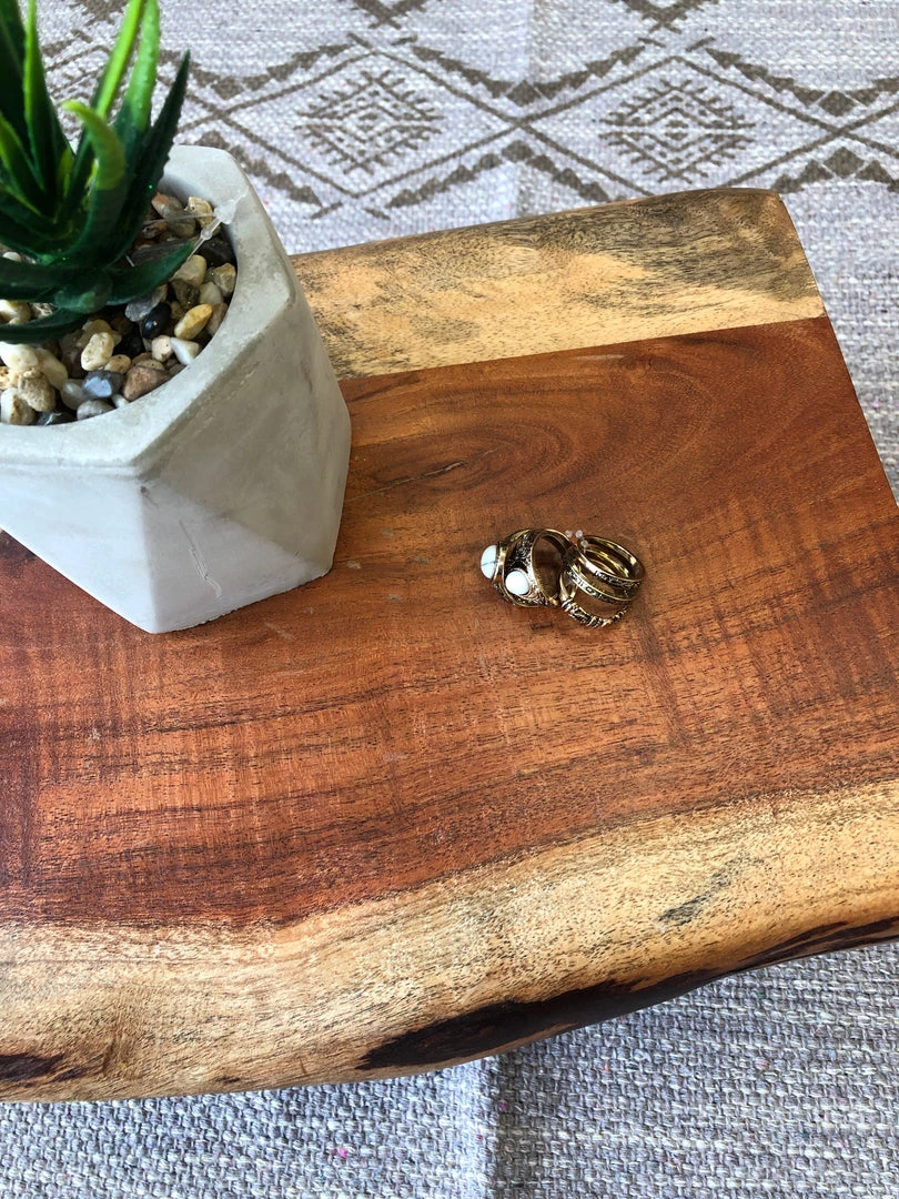 Iris & Rainbow Boutique White Marble Elegance Ring Set 4 Iris & Rainbow Boutique White Marble Elegance Ring Set