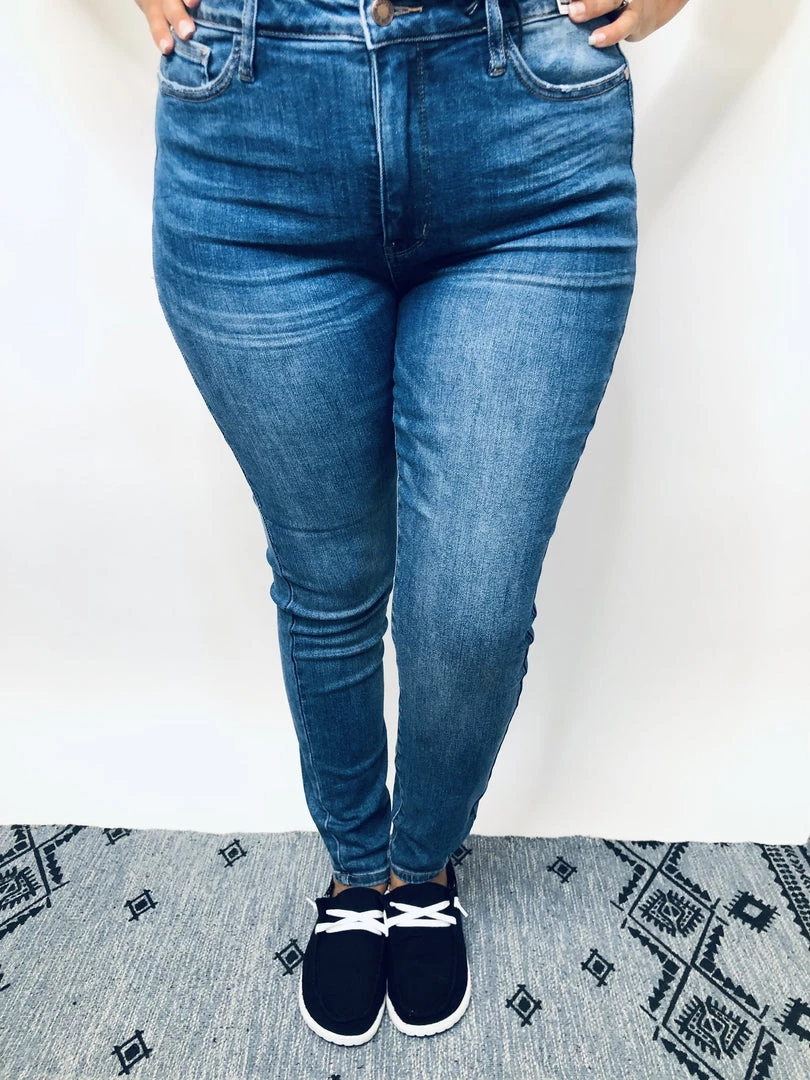 Iris & Rainbow Boutique New Arrivals #K524 Eyes On Me Tummy Control Judy Blue Jeans 22 Iris & Rainbow Boutique New Arrivals #K524 Eyes On Me Tummy Control Judy Blue Jeans