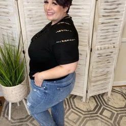 Iris & Rainbow Boutique New Arrivals #J831 Slashin Up My Knees Mid Rise Boyfriend Judy Blue Jeans 9 Iris & Rainbow Boutique New Arrivals #J831 Slashin Up My Knees Mid Rise Boyfriend Judy Blue Jeans