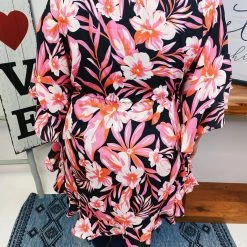 Iris & Rainbow Boutique New Arrivals #L907 Mon Amour Kimono (Pink)