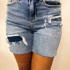 Iris & Rainbow Boutique New Arrivals #M494 Feeling Hot Judy Blue Shorts