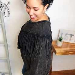 Iris & Rainbow Boutique New Arrivals #L544 Bend The Trend Top