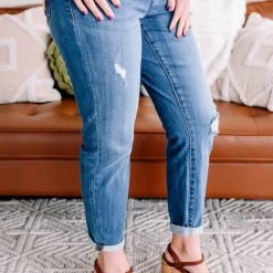 Iris & Rainbow Boutique #L881 Secrets From A Girl Judy Blue Jeggings