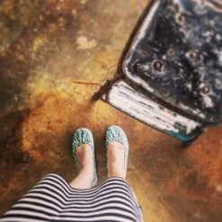 Iris & Rainbow Boutique #C20 Storehouse In Stock Flats (Special Edition)