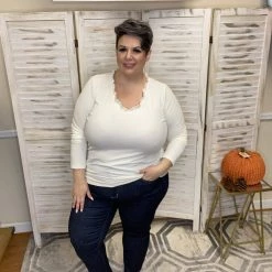 Iris & Rainbow Boutique #K816 Ribbed & Ruffled Top (IVORY)