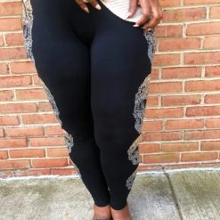 Iris & Rainbow Boutique New Arrivals #K675 Skulls By Your Side Leggings